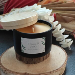 Bougie parfumée, pot métallique "Monoï et Pêche"