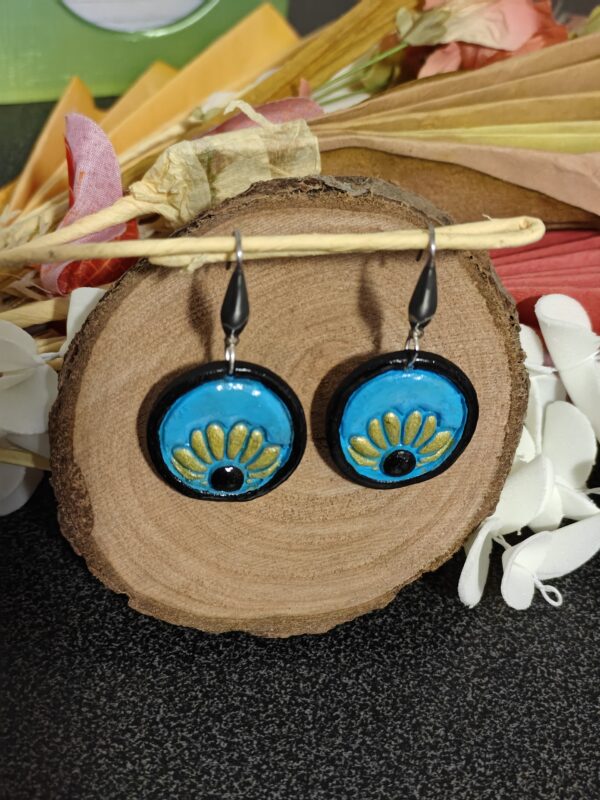 Boucles d'oreilles rondes à fleurs